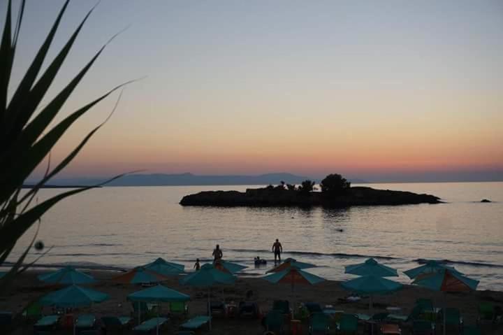 Mini Villa Καλαθάς Εξωτερικό φωτογραφία